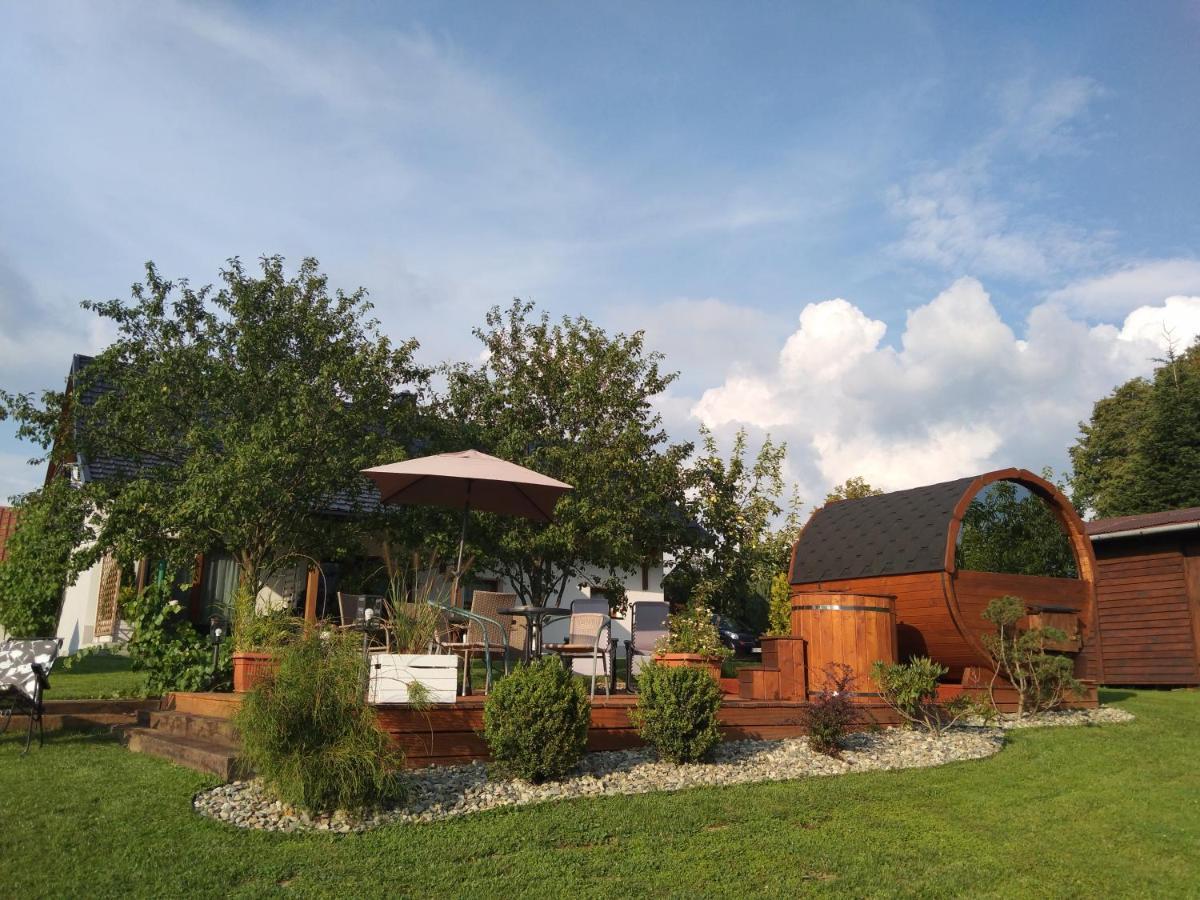 Apartamenty Rownia 2 Устшики Долне Екстериор снимка
